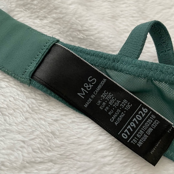 Rosie Huntingdon Whitely for M&S silk set - Picture 11 of 16